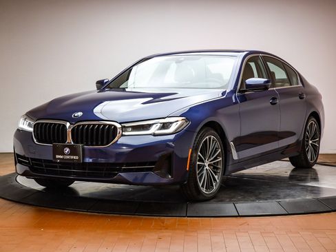 Certified 2023 BMW 540i w/ Premium Package image 1