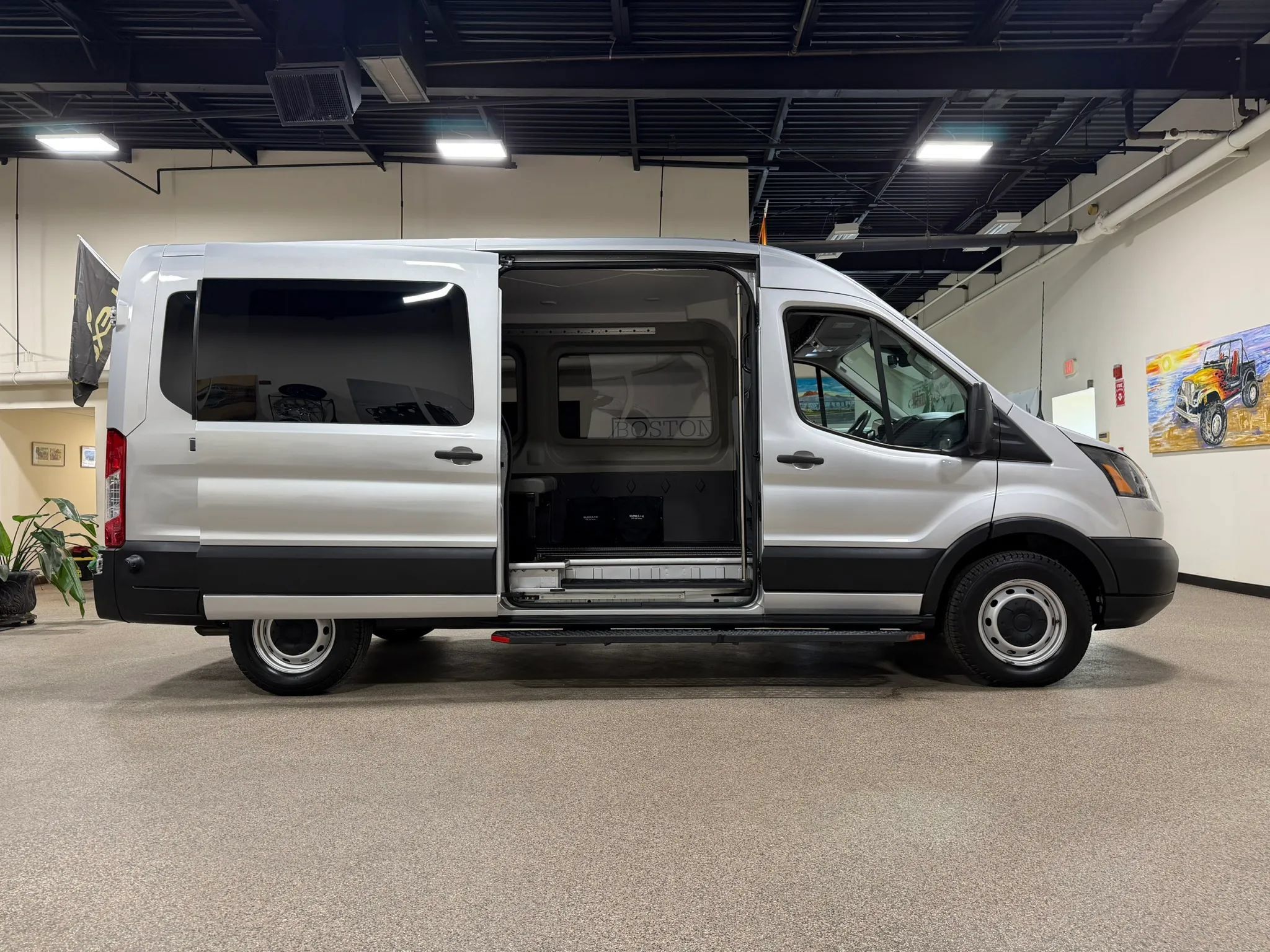 Used 2019 Ford Transit 250 148 Medium Roof RWD image 22
