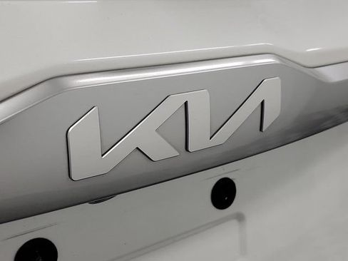 Used 2023 Kia Seltos LX AWD/4WD image 7