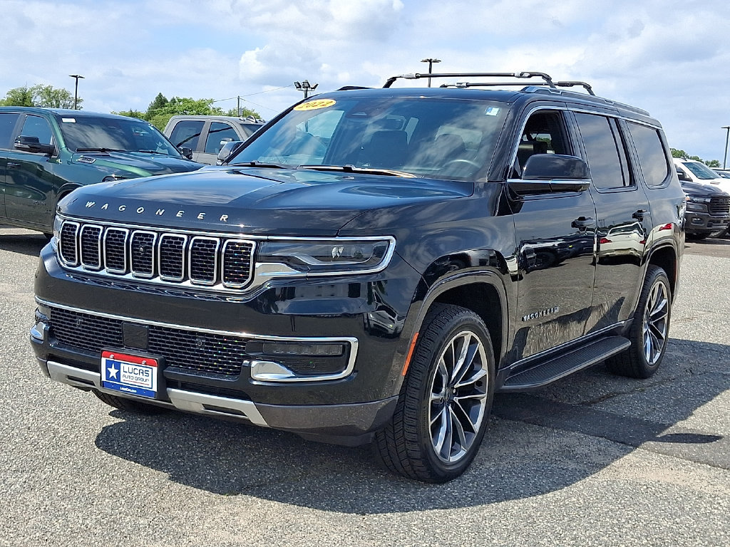 Used 2022 Jeep Wagoneer Series II w/ Convenience Group I AWD/4WD image 5