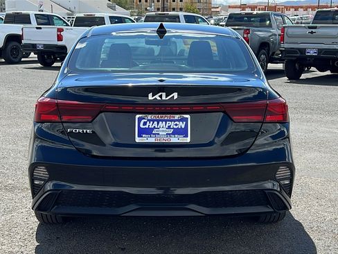 Used 2024 Kia Forte LXS FWD image 6