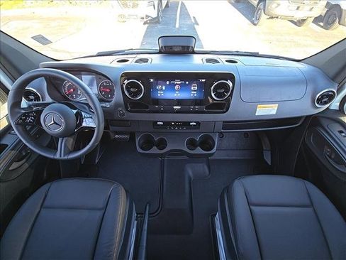 New 2026 Mercedes-Benz Sprinter 2500 image 25