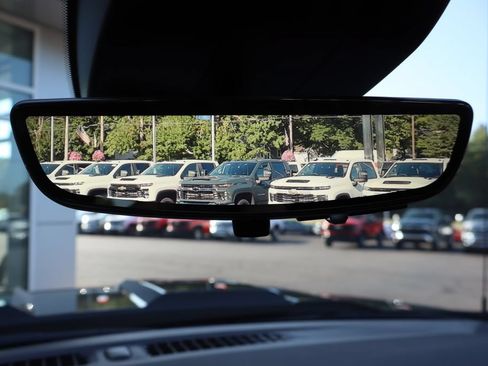 New 2026 Chevrolet Silverado 1500 ZR2 AWD/4WD image 14