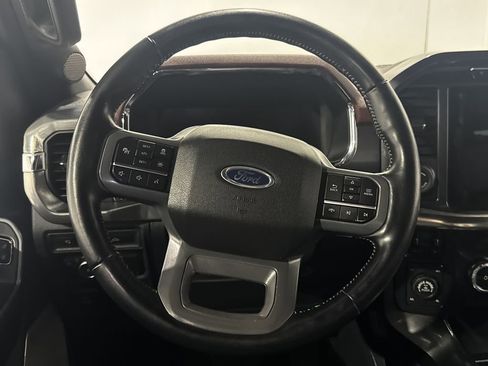 Used 2022 Ford F150 Lariat w/ Equipment Group 502A High AWD/4WD image 4