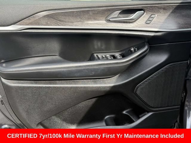 Certified 2023 Jeep Grand Cherokee Limited AWD/4WD image 27
