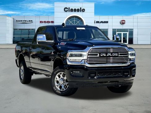 Used 2024 RAM 2500 Laramie w/ Safety Group AWD/4WD image 1