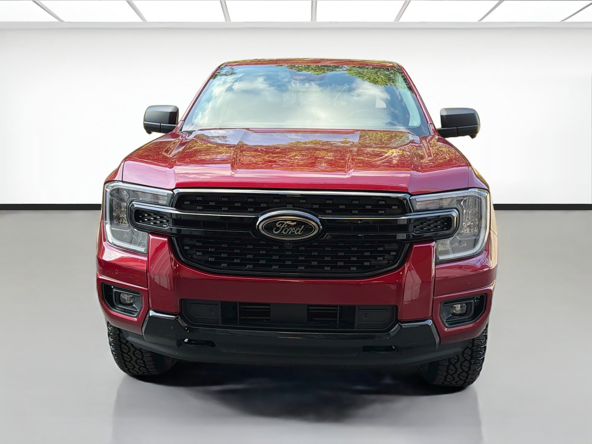 Used 2025 Ford Ranger XLT w/ Equipment Group 301A High AWD/4WD image 2