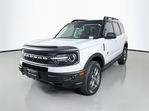Used 2023 Ford Bronco Sport Badlands w/ Premium Package image 3