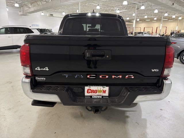 Used 2022 Toyota Tacoma SR5 AWD/4WD image 7