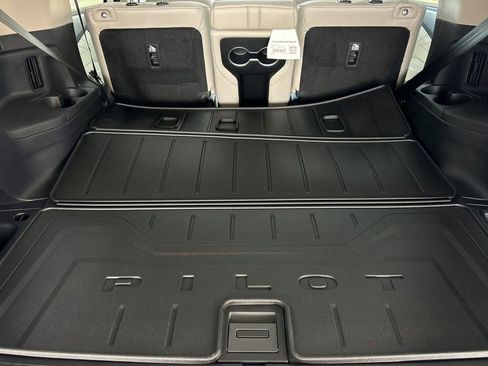 New 2026 Honda Pilot Touring image 18