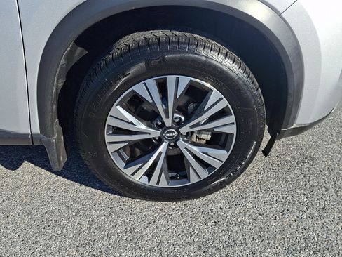 Used 2023 Nissan Rogue SV w/ SV Premium B Package AWD/4WD image 9