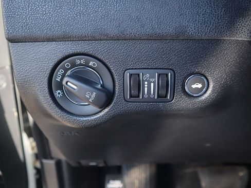 Used 2023 Chrysler 300 S image 24