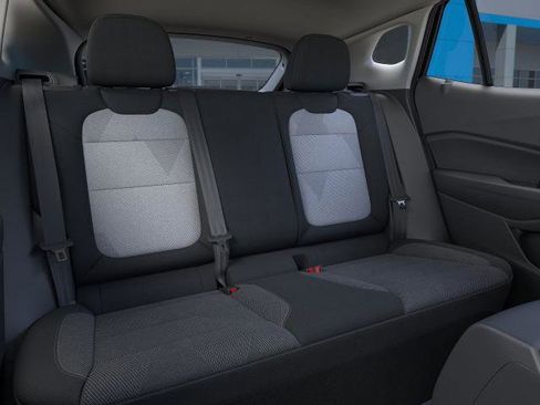 New 2026 Chevrolet Trax LS image 17