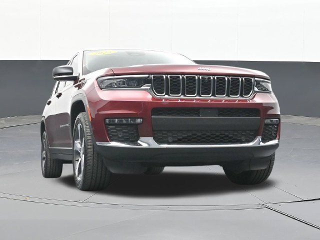 Used 2023 Jeep Grand Cherokee L Limited w/ Luxury Tech Group II AWD/4WD image 56