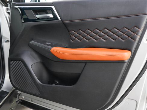 Used 2022 Mitsubishi Outlander SEL AWD/4WD image 9