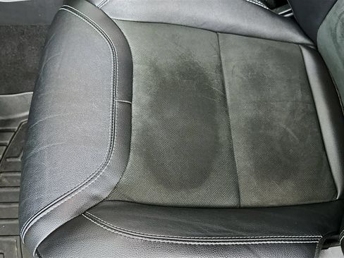 Used 2023 Ford Explorer ST AWD/4WD image 18
