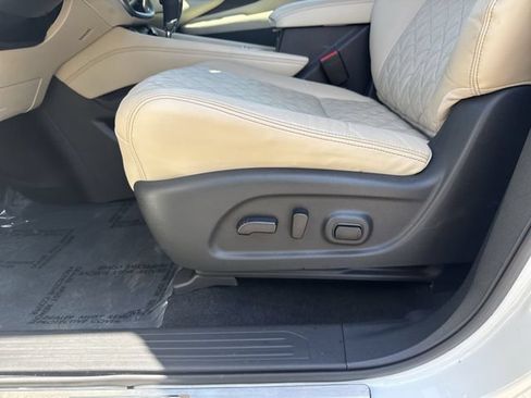 Used 2024 Nissan Murano Platinum w/ Cargo Package FWD image 29