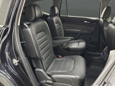 Used 2023 Volkswagen Atlas SEL Premium image 26