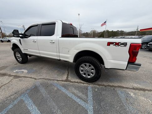 Used 2018 Ford F250 Lariat w/ Lariat Ultimate Package image 4