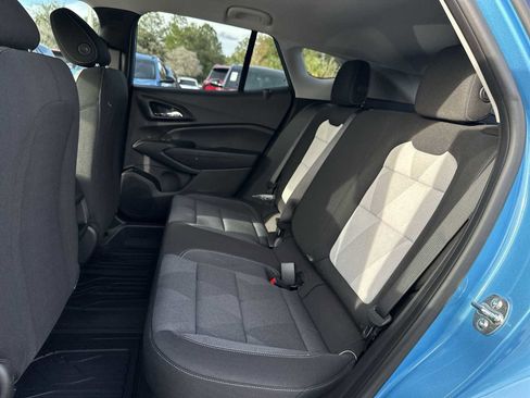 New 2026 Chevrolet Trax LS w/ LS Convenience Package FWD image 17