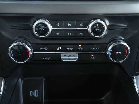 Used 2024 Ford F150 XLT w/ Mobile Office Package image 16