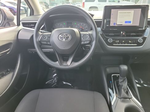 Used 2024 Toyota Corolla LE FWD image 10