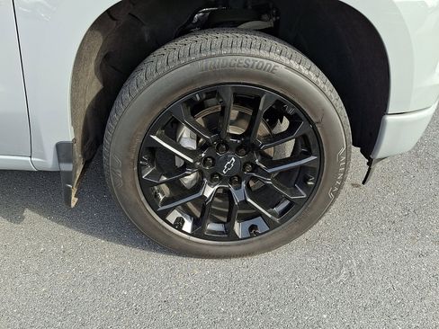 Used 2024 Chevrolet Silverado 1500 RST w/ Convenience Package II image 8