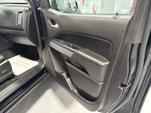 Used 2018 Chevrolet Colorado LT w/ Luxury Package, Chrome AWD/4WD image 35