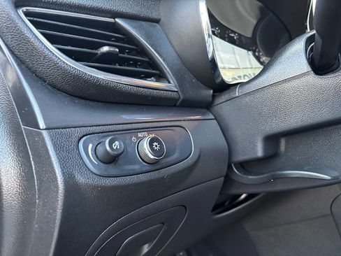 Used 2018 Buick Encore Preferred image 34