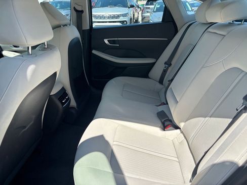 Used 2025 Hyundai Sonata SEL FWD image 21
