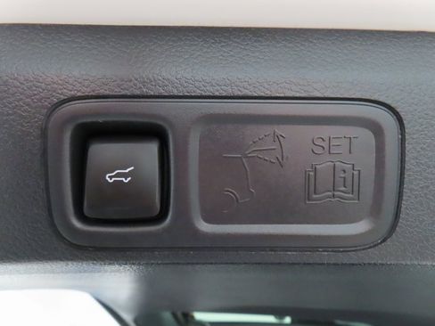 Used 2024 Lincoln Navigator L Reserve w/ Equipment Group 201A image 46