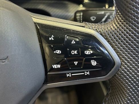 Used 2024 Volkswagen Golf R AWD/4WD image 15