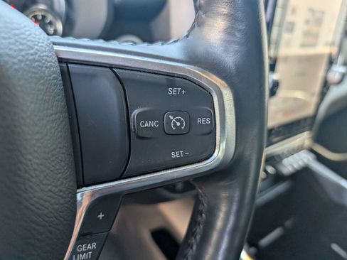 Used 2023 RAM 1500 Laramie AWD/4WD image 20