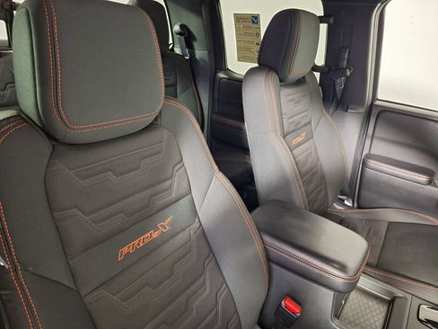 Used 2025 Nissan Frontier Pro-X RWD image 26