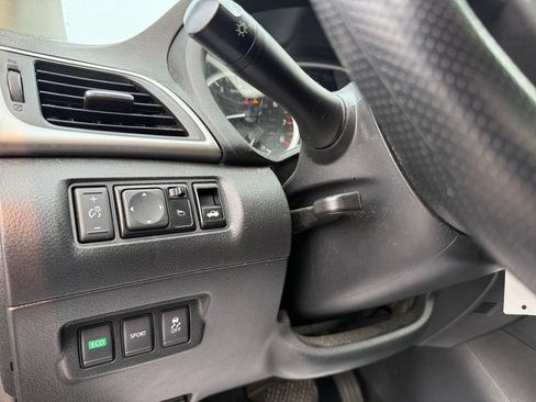 Used 2018 Nissan Sentra S FWD image 15