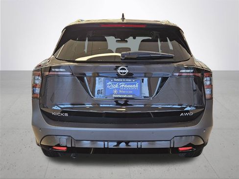 New 2026 Nissan Kicks SV w/ Charging Package image 8