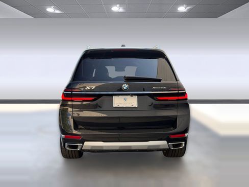 Certified 2025 BMW X7 xDrive40i AWD/4WD image 10