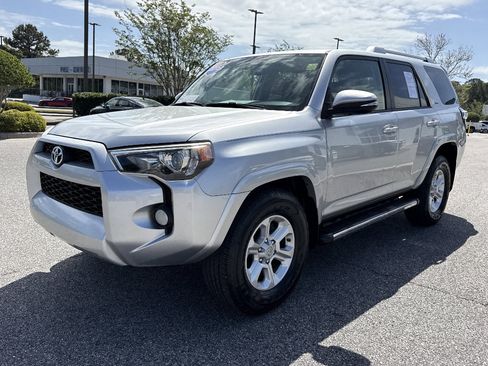Used 2015 Toyota 4Runner SR5 Premium RWD image 14