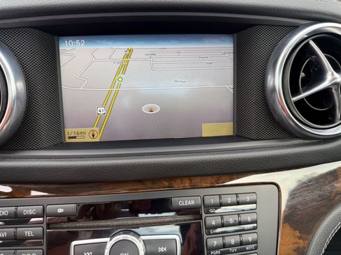 Used 2013 Mercedes-Benz SL 550 image 25