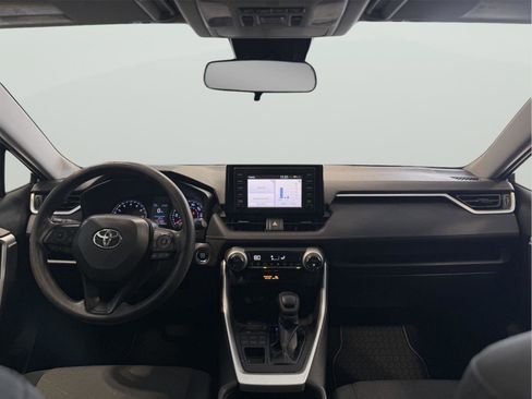 Used 2019 Toyota RAV4 XLE image 11