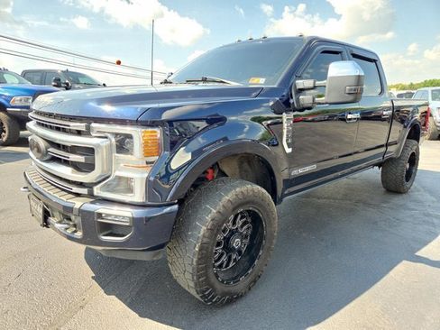 Used 2022 Ford F250 Platinum w/ Tremor Off-Road Package AWD/4WD image 2
