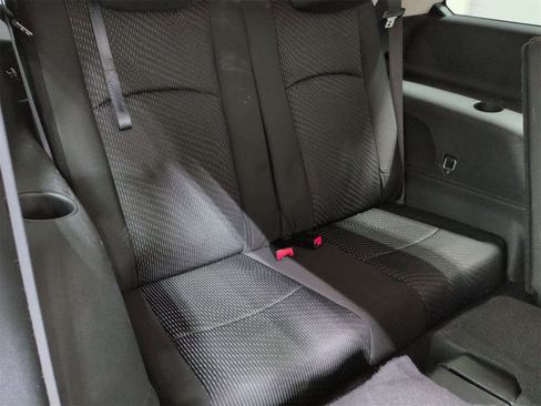 Certified 2018 Dodge Journey SE image 34