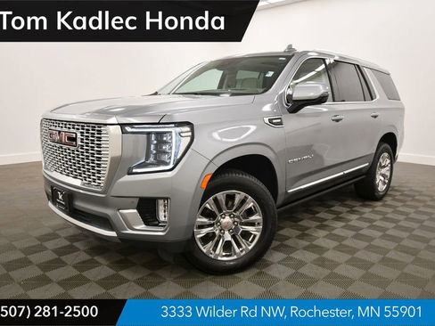 Used 2024 GMC Yukon Denali AWD/4WD image 1