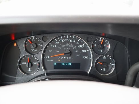 New 2025 GMC Savana 3500 Extended w/ Driver Convenience Package image 16