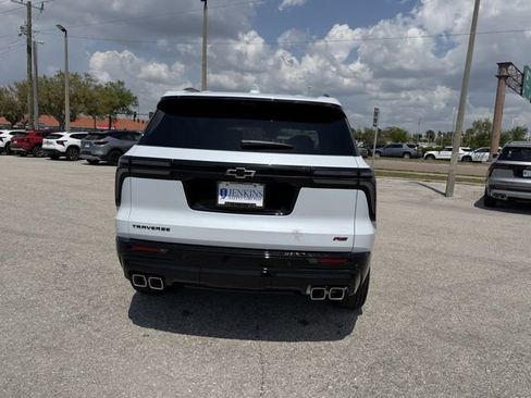 New 2026 Chevrolet Traverse RS image 6