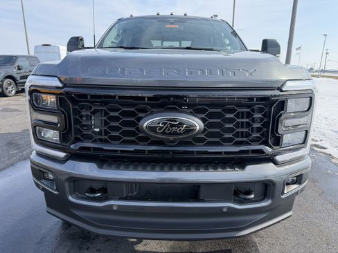 New 2026 Ford F250 Lariat w/ Black Appearance Package AWD/4WD image 3