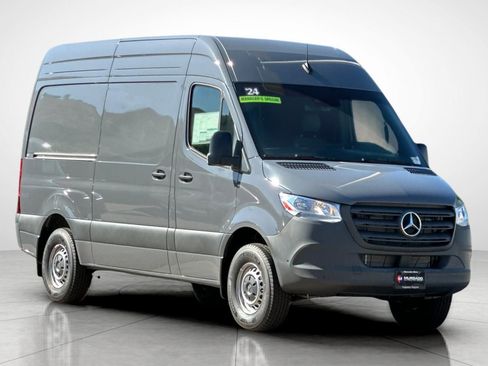 Used 2024 Mercedes-Benz Sprinter 144 Cargo image 16