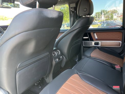 Used 2023 Mercedes-Benz G 550 image 18