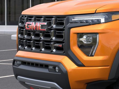 New 2026 GMC Canyon AT4 w/ AT4 Premium Package AWD/4WD image 37