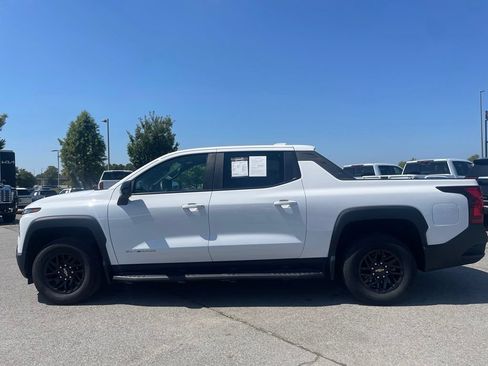 Used 2024 Chevrolet Silverado EV W/T AWD/4WD image 13